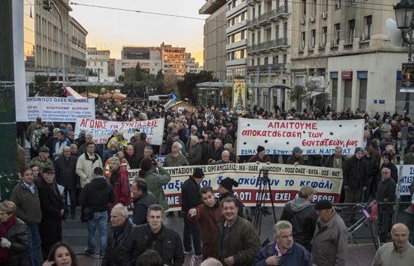 «Κράζουν» οι Βρετανοί την ΕΕ: Συγκλονιστική η έκταση φτώχειας στην Ελλάδα!